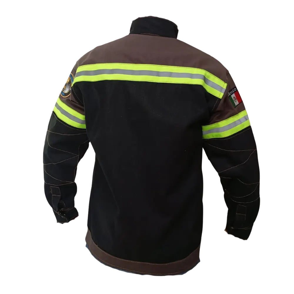 Anuncio para salón de clases de aviso importante llamativo blanco y negro (13).webp